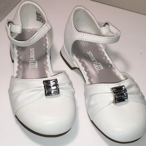 SmartFit Girls New White Dress Shoes Size 8.5